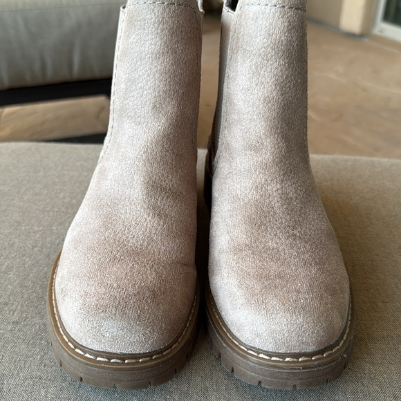 WOMEN'S CLIFFS BY WHITE MOUNTAIN MASTERY CHELSEA BOOTIES - Picture 6 of 9